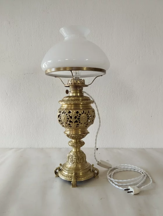 Lampa restaurování