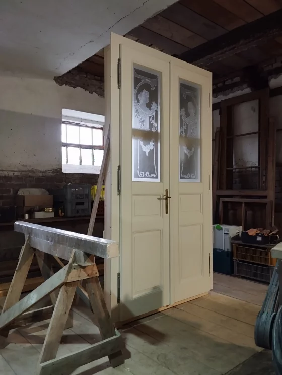 Renovace historických dveří Praha