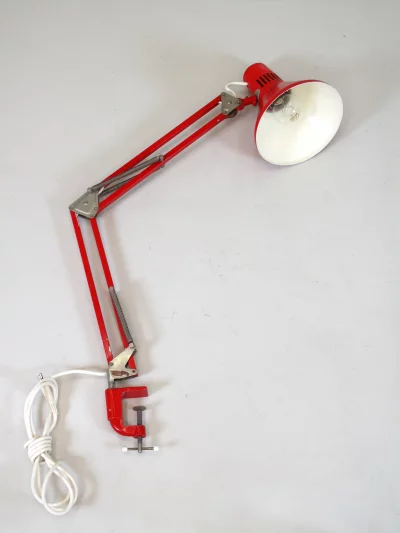 Lampa industriální