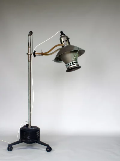 Industriální lampa