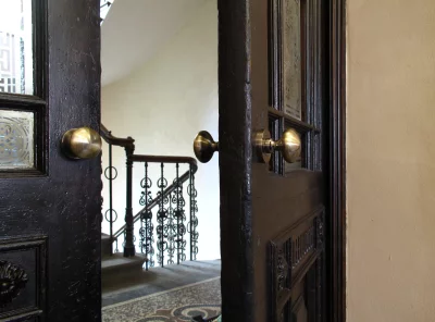 Door conservation