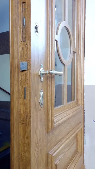 Renovace dveří Praha