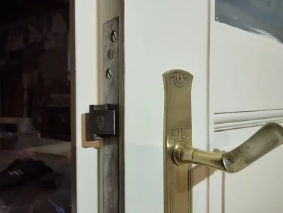 Renovace historických dveří Praha