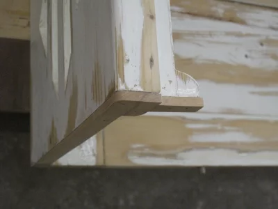 Kredenc renovace