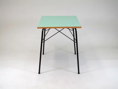 Retro stolek